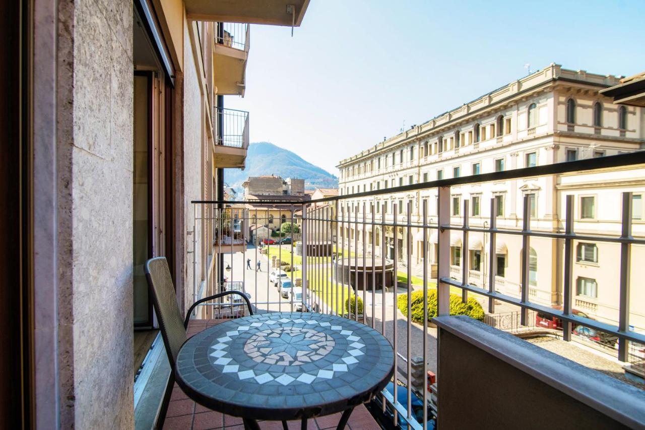 Piazza Roma - The House Of Travelers Leilighet Como Eksteriør bilde